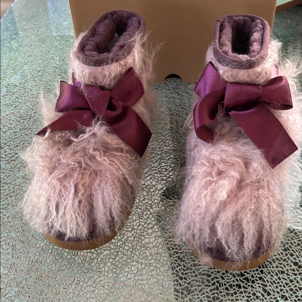 UGG W Gita Boots NIB